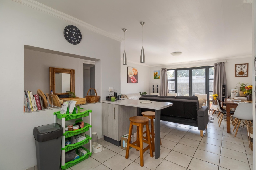 5 Bedroom Property for Sale in Loucharmante Western Cape